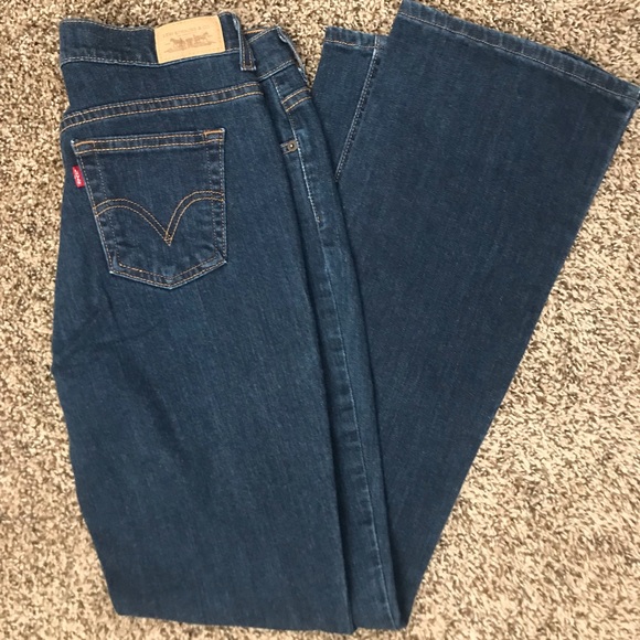 levis size 2